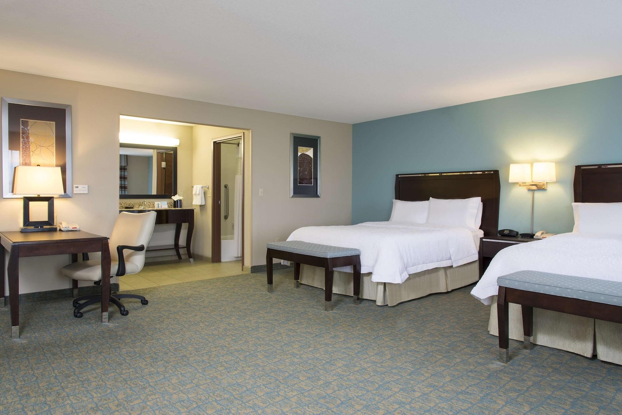 Hampton Inn & Suites Crawfordsville Exterior photo