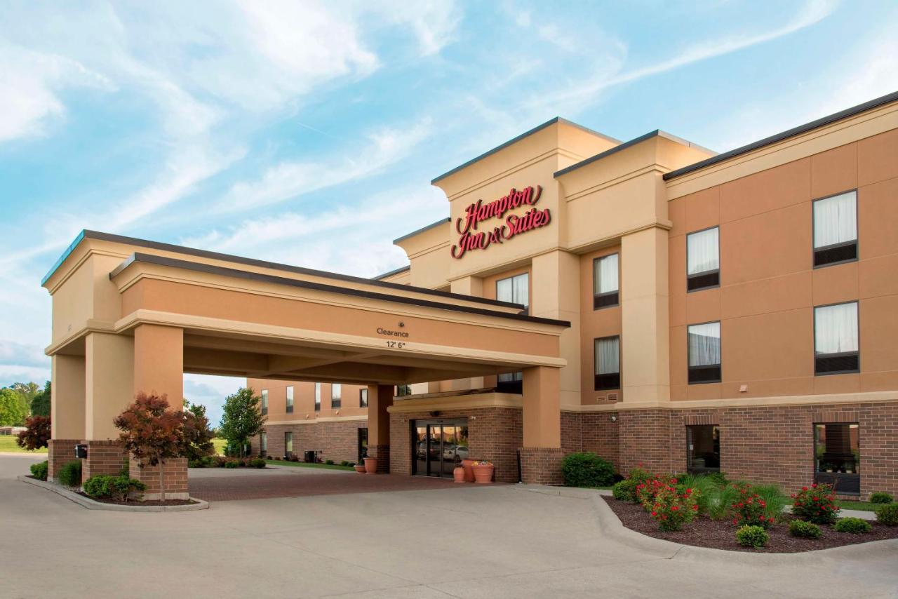 Hampton Inn & Suites Crawfordsville Exterior photo