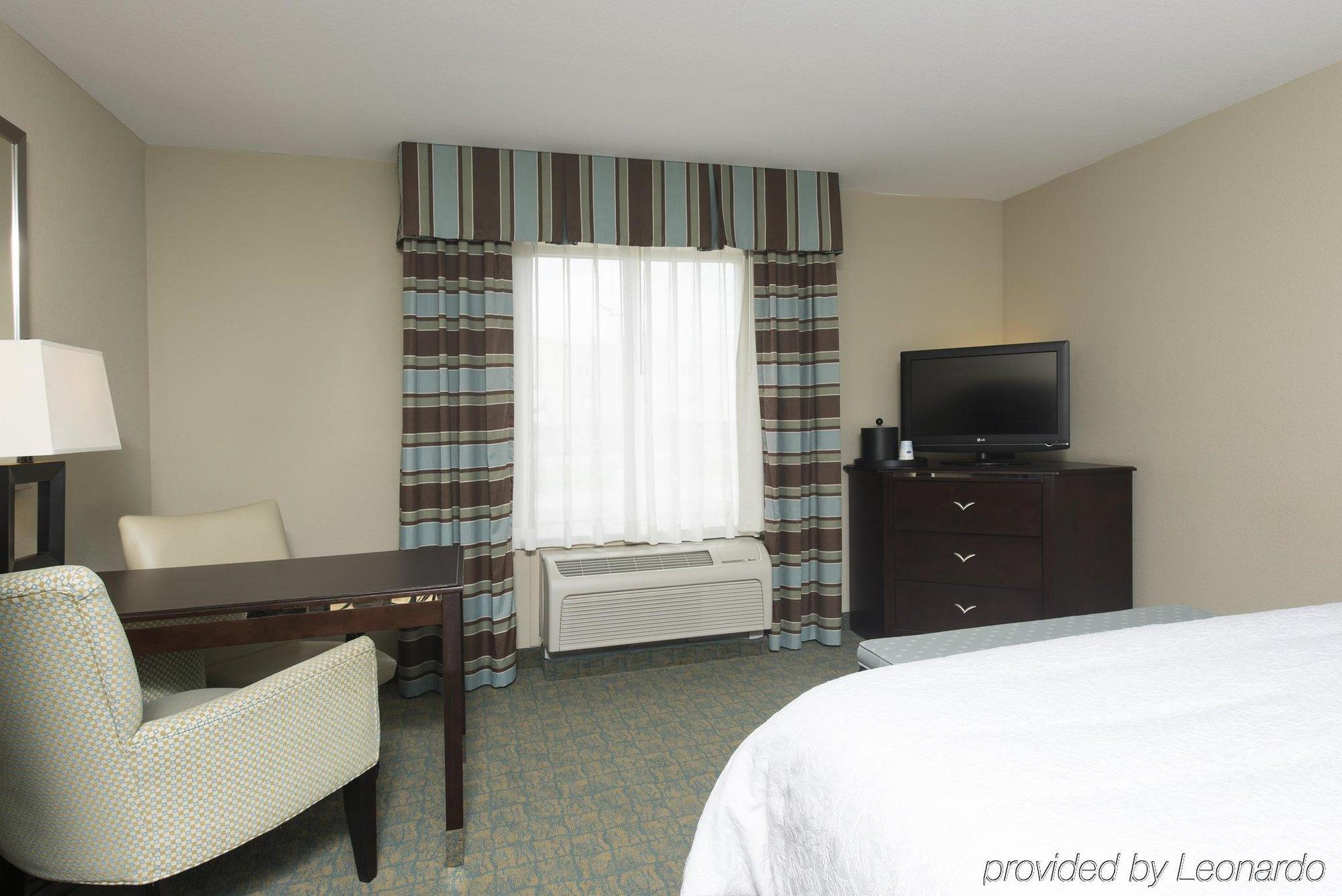 Hampton Inn & Suites Crawfordsville Exterior photo