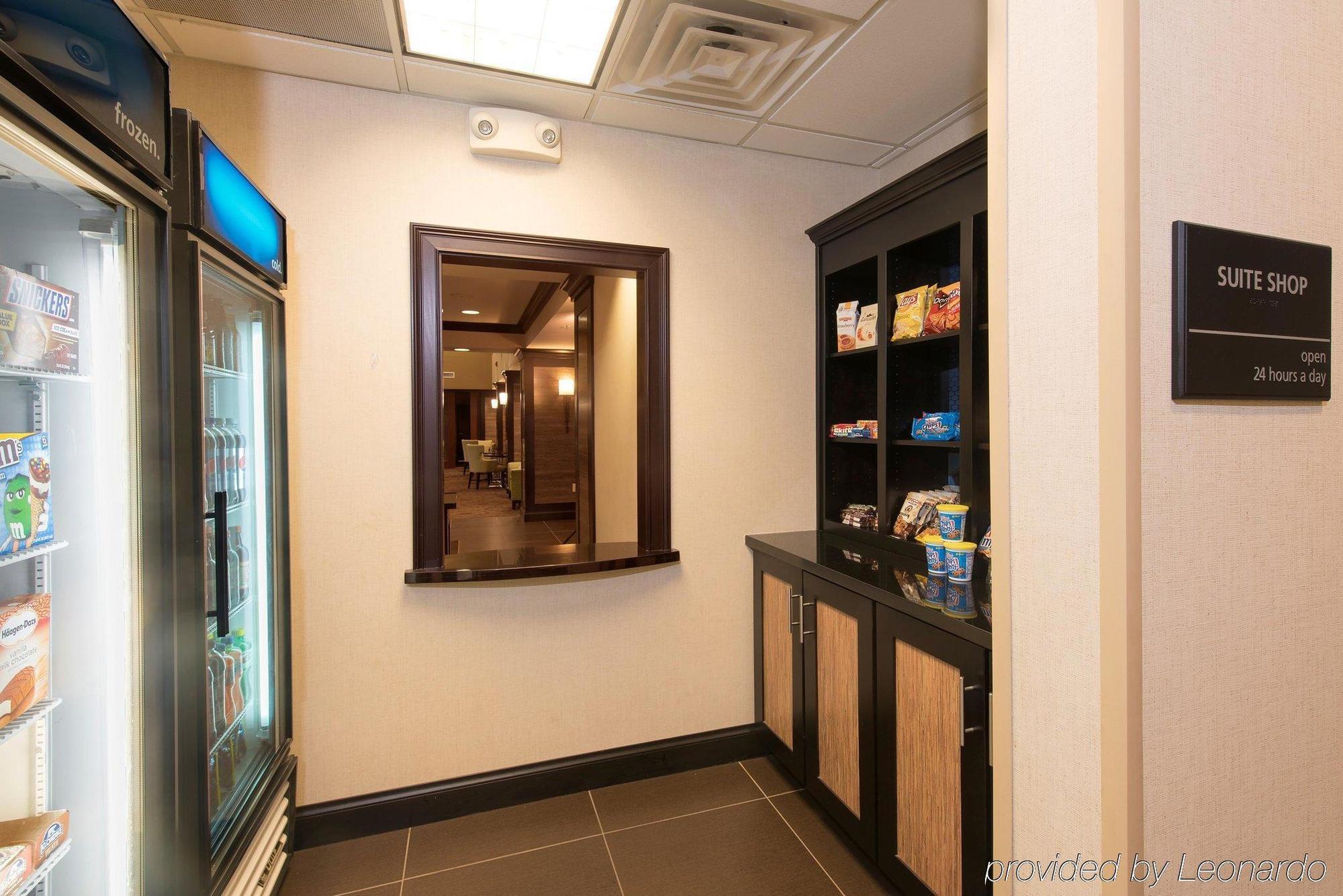 Hampton Inn & Suites Crawfordsville Exterior photo