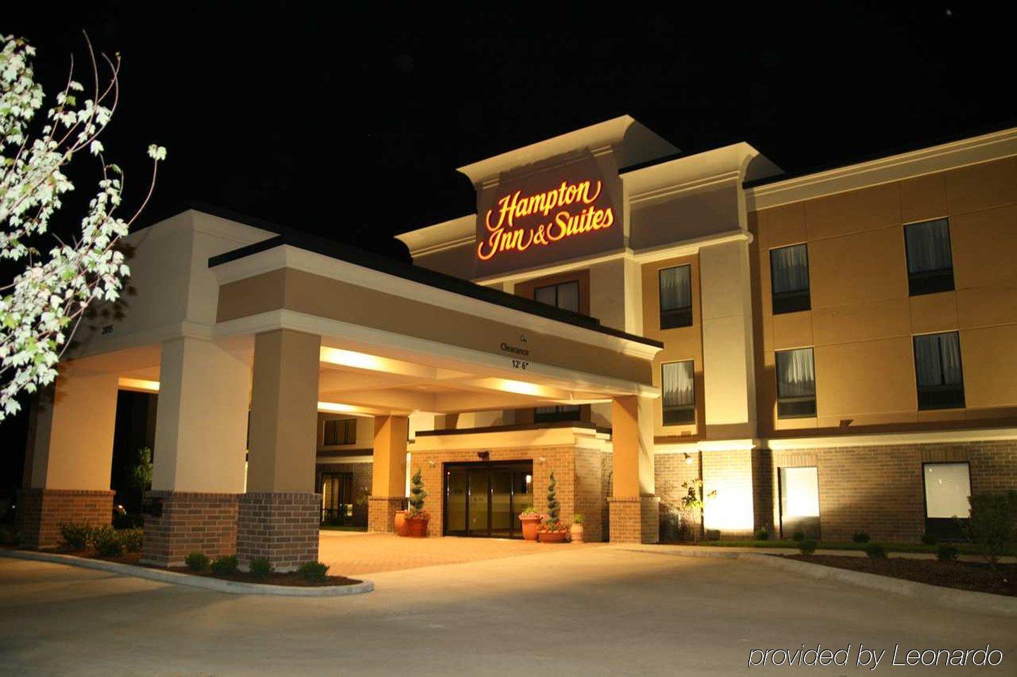 Hampton Inn & Suites Crawfordsville Exterior photo